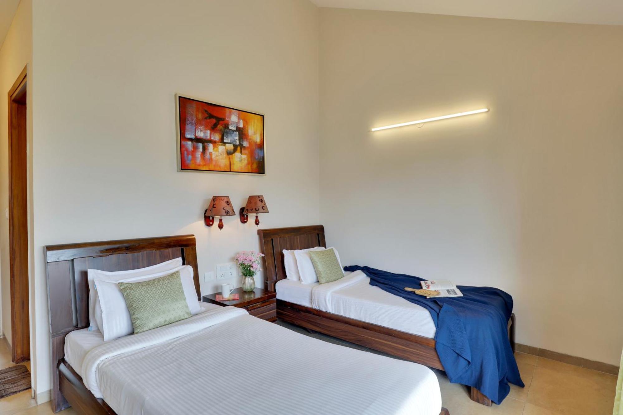 Veera Strand Park Serviced Apartments Near Калангут Экстерьер фото